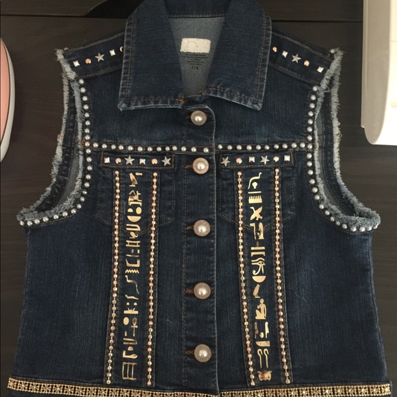 Hand designed jean vest. - Picture 2 of 8